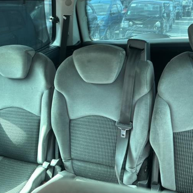 Bouton de coffre CITROEN C8 Photo n°18