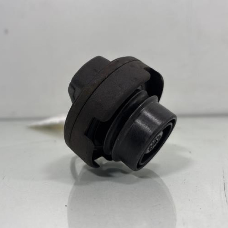 Bouchon de carburant VOLKSWAGEN POLO 4 Photo n°3