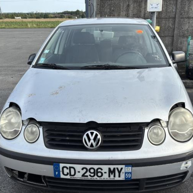 Bouton de coffre VOLKSWAGEN POLO 4 Photo n°12