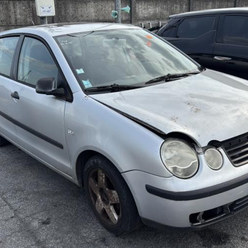 Poignee porte arriere droit VOLKSWAGEN POLO 4 Photo n°5