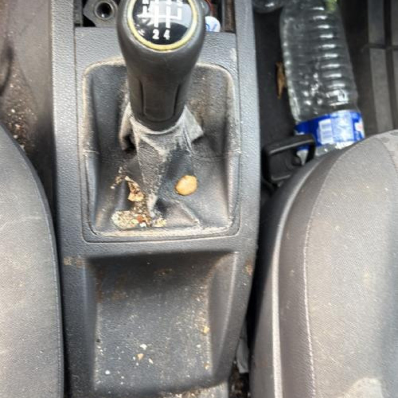 Poignee porte arriere droit VOLKSWAGEN POLO 4 Photo n°20