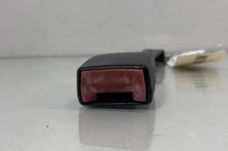 Attache ceinture avant droit VOLKSWAGEN POLO 4 Photo n°1
