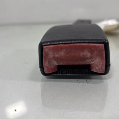 Attache ceinture avant droit VOLKSWAGEN POLO 4