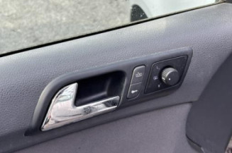 Moteur essuie glace avant VOLKSWAGEN POLO 4