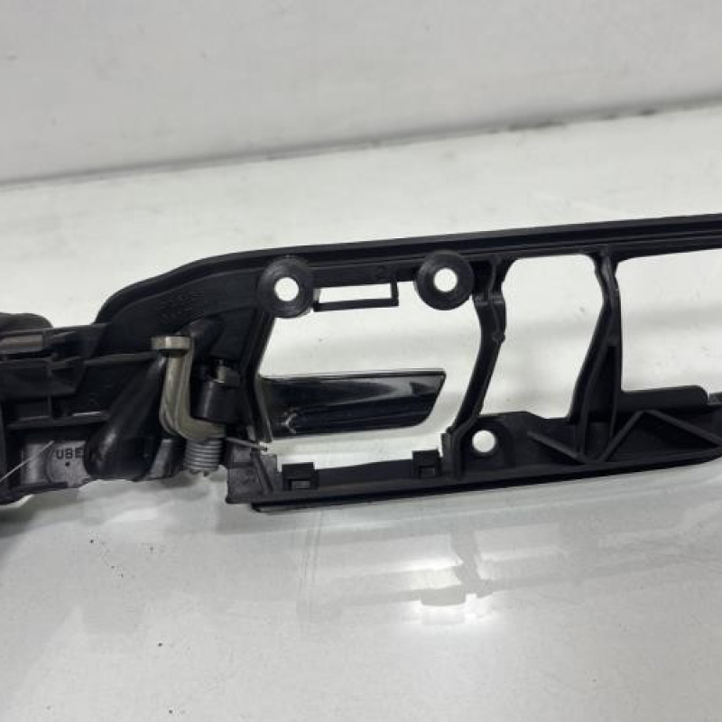 Poignee interieur avant droit VOLKSWAGEN POLO 4 Photo n°3