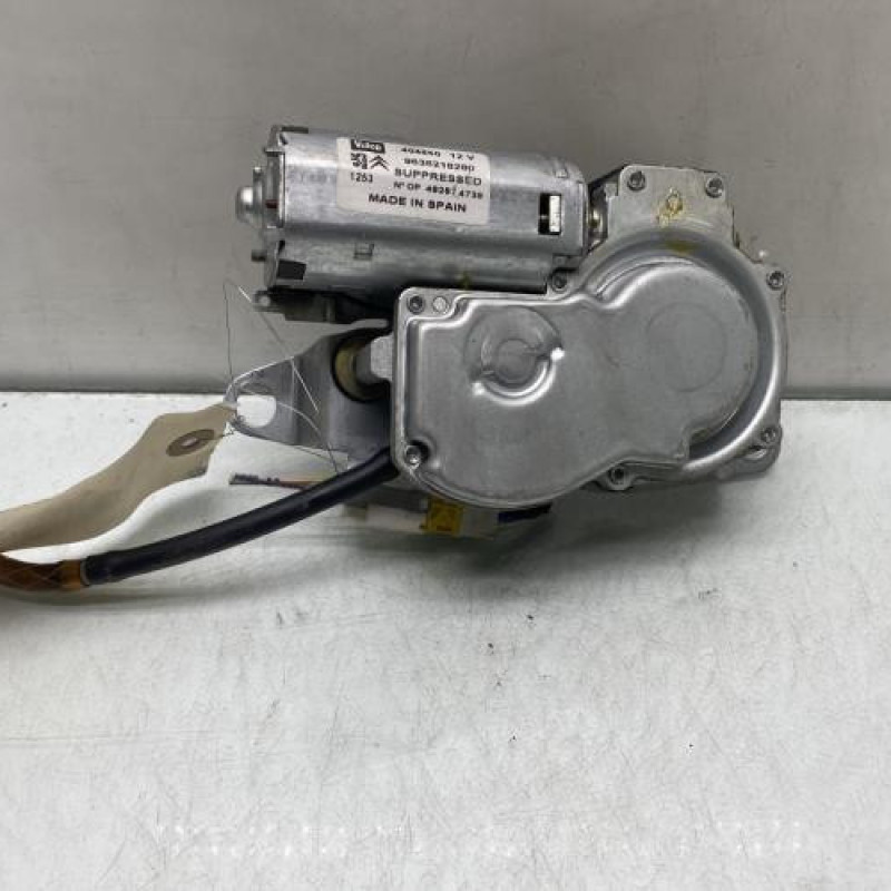 Moteur essuie glace arriere CITROEN XSARA Photo n°1