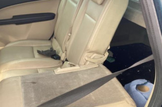 Pretensionneur de ceinture avant gauche FORD C-MAX 1