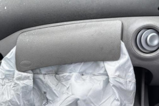 Poignee porte arriere gauche CITROEN C3 1