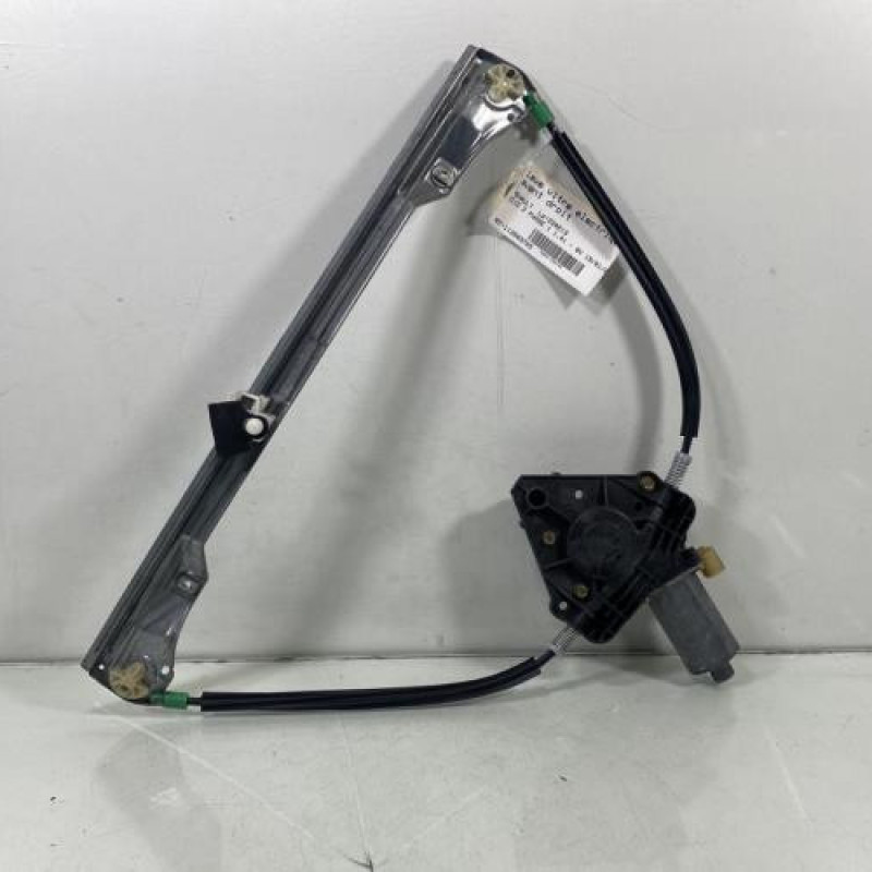 Leve vitre electrique avant droit RENAULT CLIO 2 Photo n°2