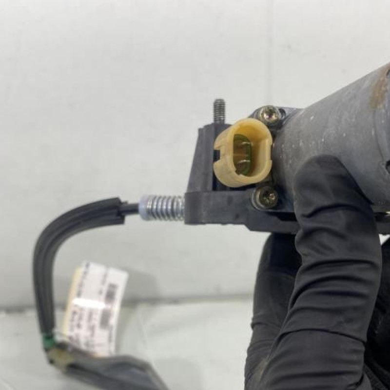 Leve vitre electrique avant droit RENAULT CLIO 2 Photo n°8