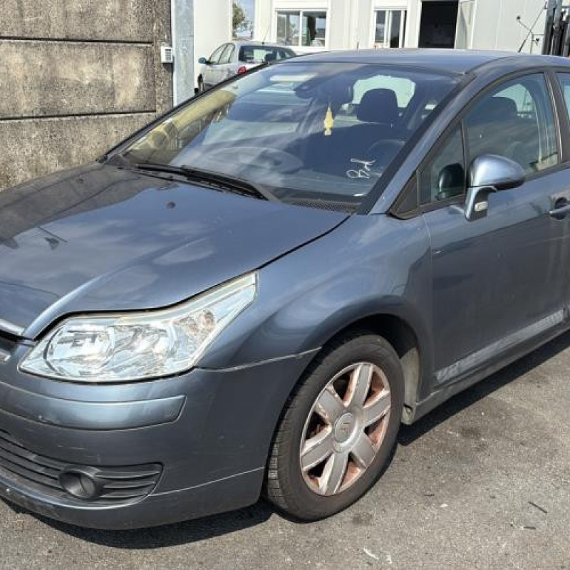 Anti brouillard arriere gauche CITROEN C4 1 Photo n°6