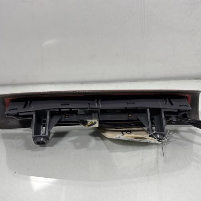 Feu arriere stop central OPEL CORSA D Photo n°4