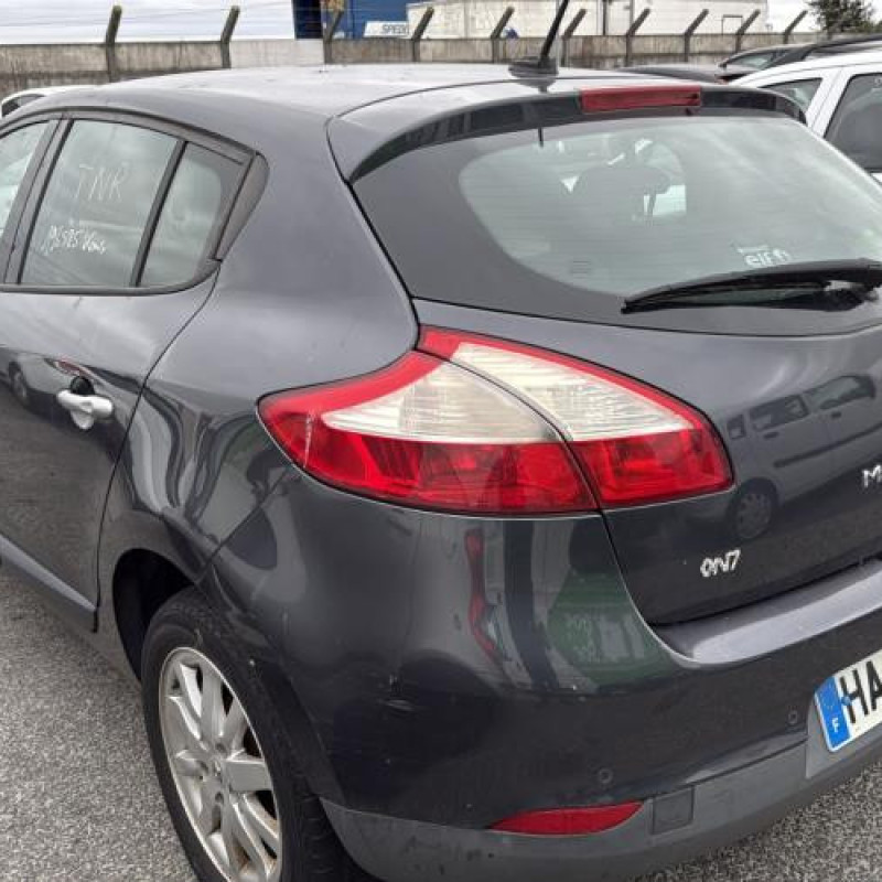Feu arriere principal droit (feux) RENAULT MEGANE 3 Photo n°7