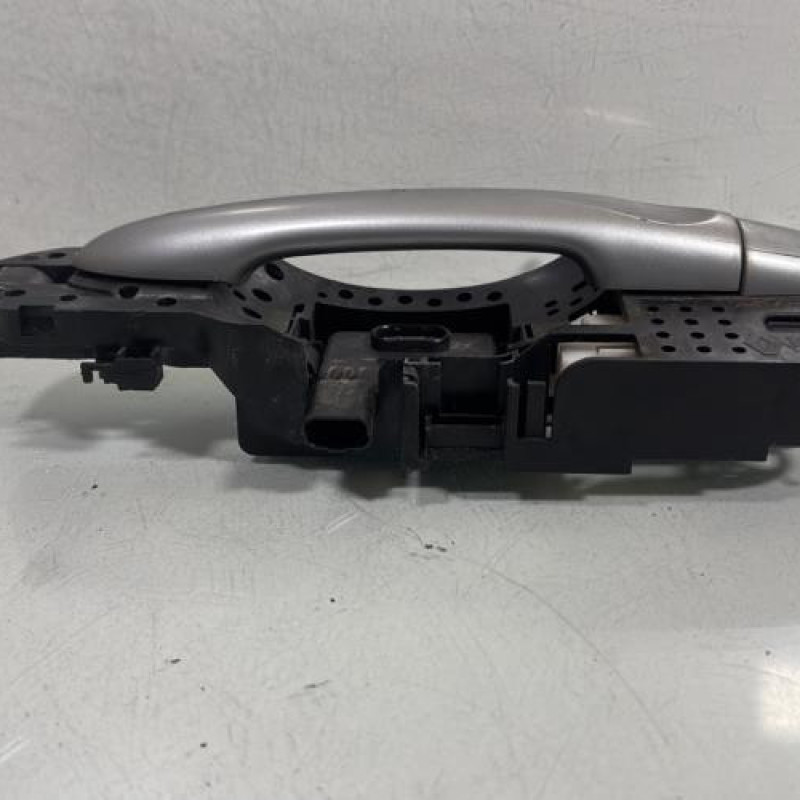 Poignee porte arriere gauche RENAULT MEGANE 3 Photo n°2