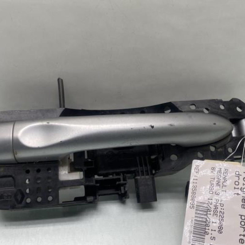 Poignee porte avant droit RENAULT MEGANE 3 Photo n°1