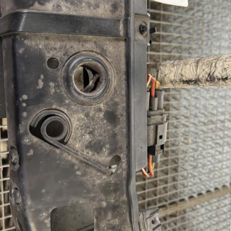 Face avant OPEL CORSA D Photo n°4