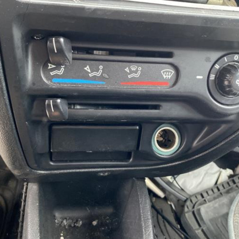 Poignee interieur arriere gauche CITROEN SAXO Photo n°18