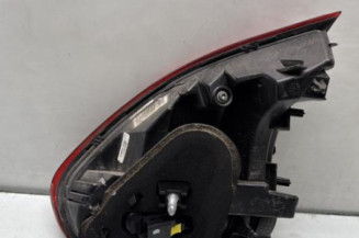 Feu arriere secondaire gauche (feux) PEUGEOT 2008 1