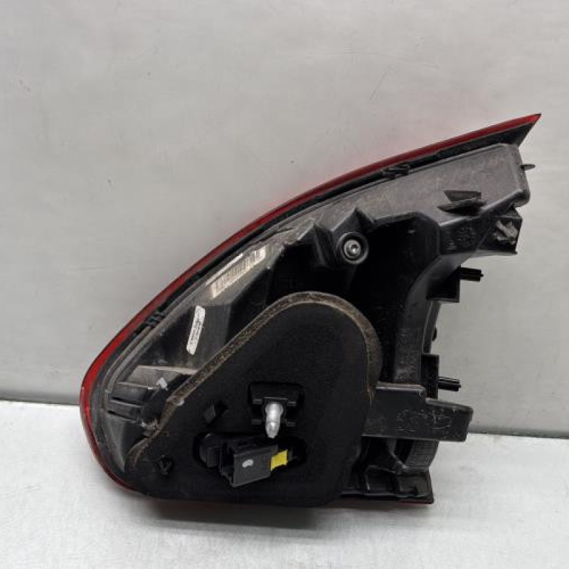 Feu arriere secondaire gauche (feux) PEUGEOT 2008 1 Photo n°2