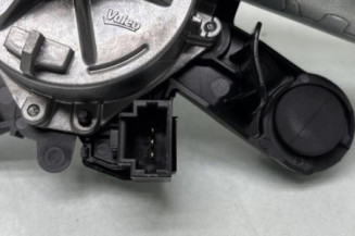 Moteur essuie glace arriere PEUGEOT 2008 1