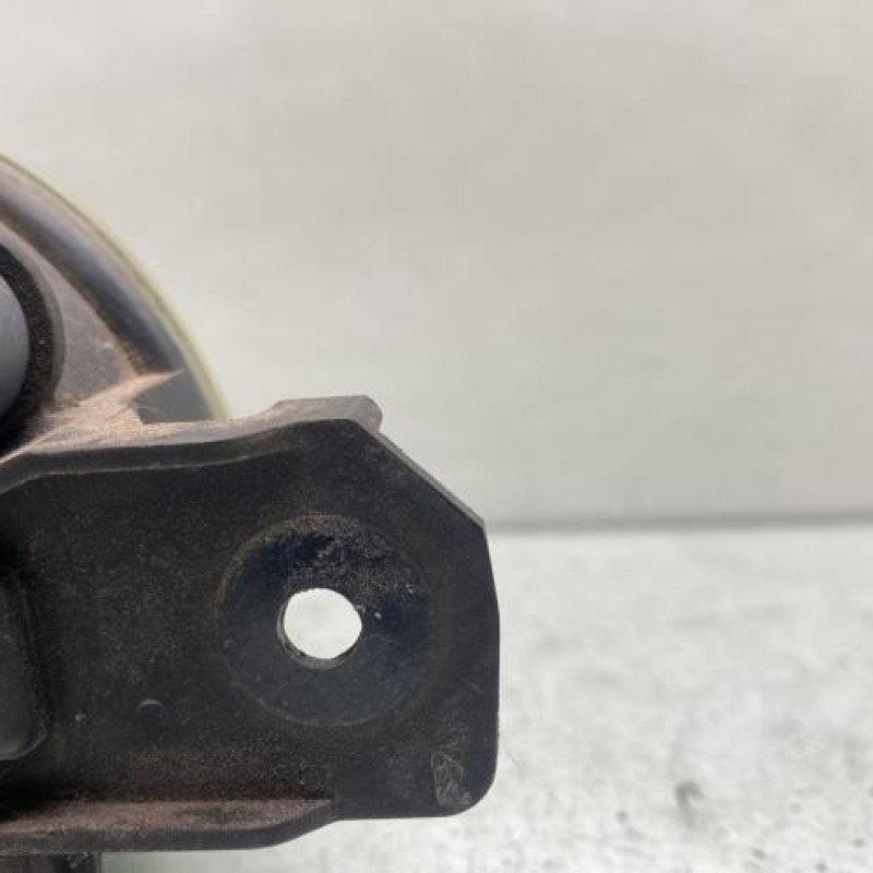 Anti brouillard gauche (feux) RENAULT CLIO 3 Photo n°4