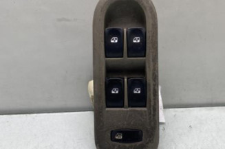 Interrupteur de leve vitre avant gauche RENAULT CLIO 3 Photo n°1