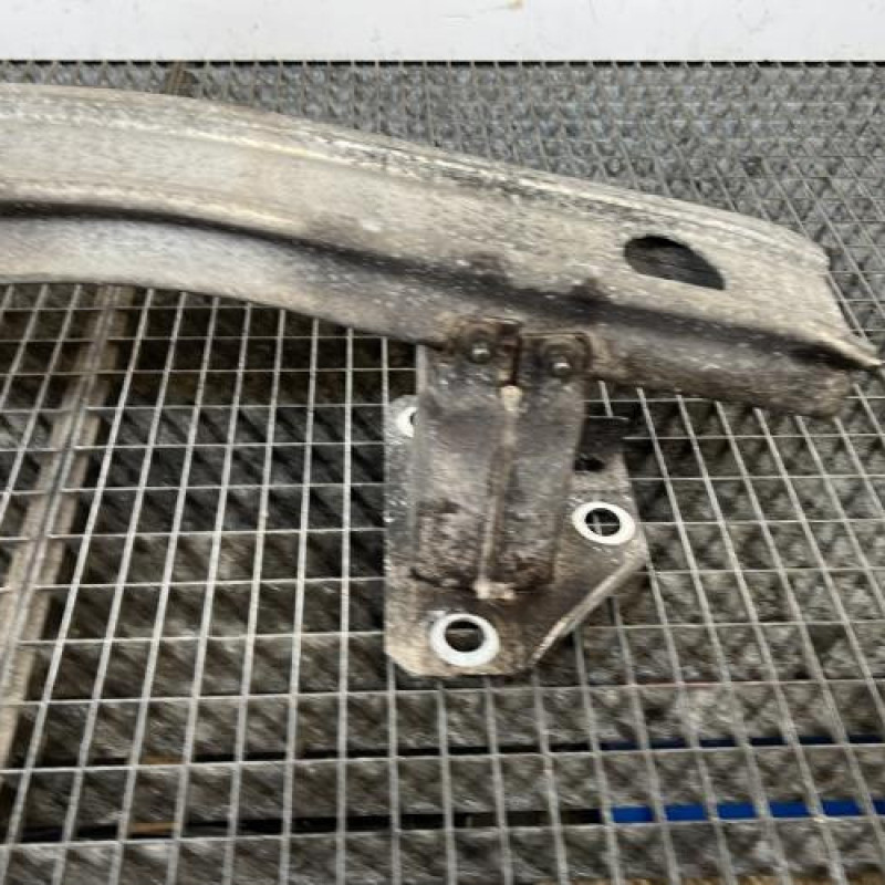 Renfort pare choc avant (traverse) RENAULT CLIO 3 Photo n°3