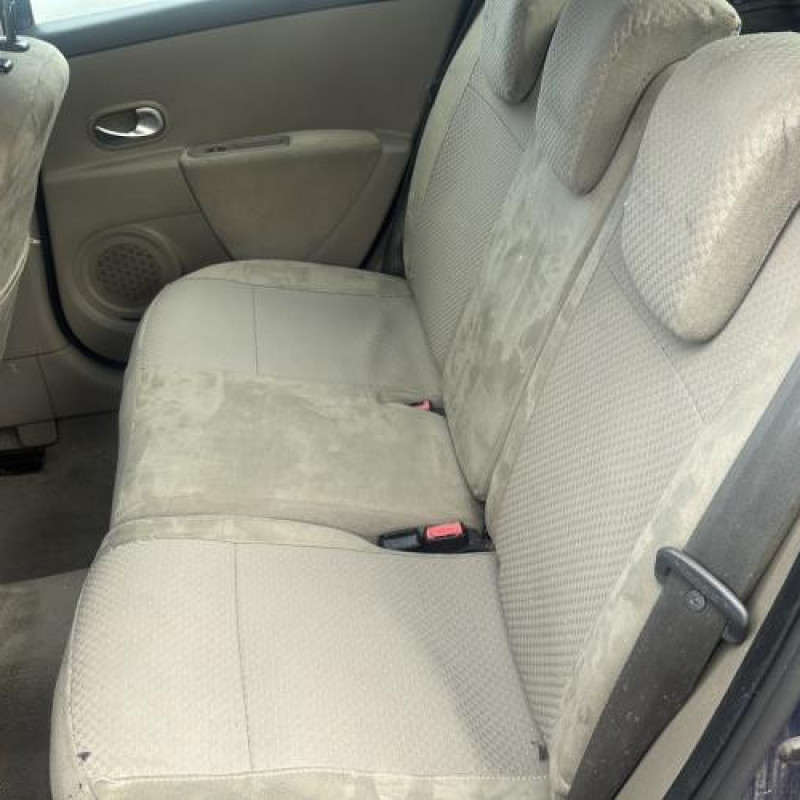 Renfort pare choc avant (traverse) RENAULT CLIO 3 Photo n°20