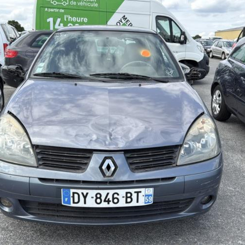 Vitre avant gauche RENAULT CLIO 2 Photo n°12