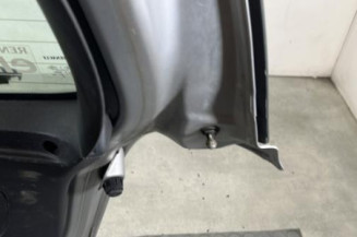 Malle/Hayon arriere RENAULT CLIO 3