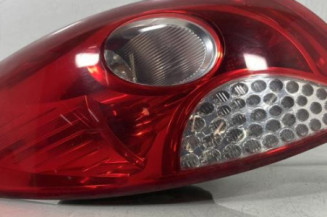 Feu arriere principal gauche (feux) PEUGEOT 206+ Photo n°1