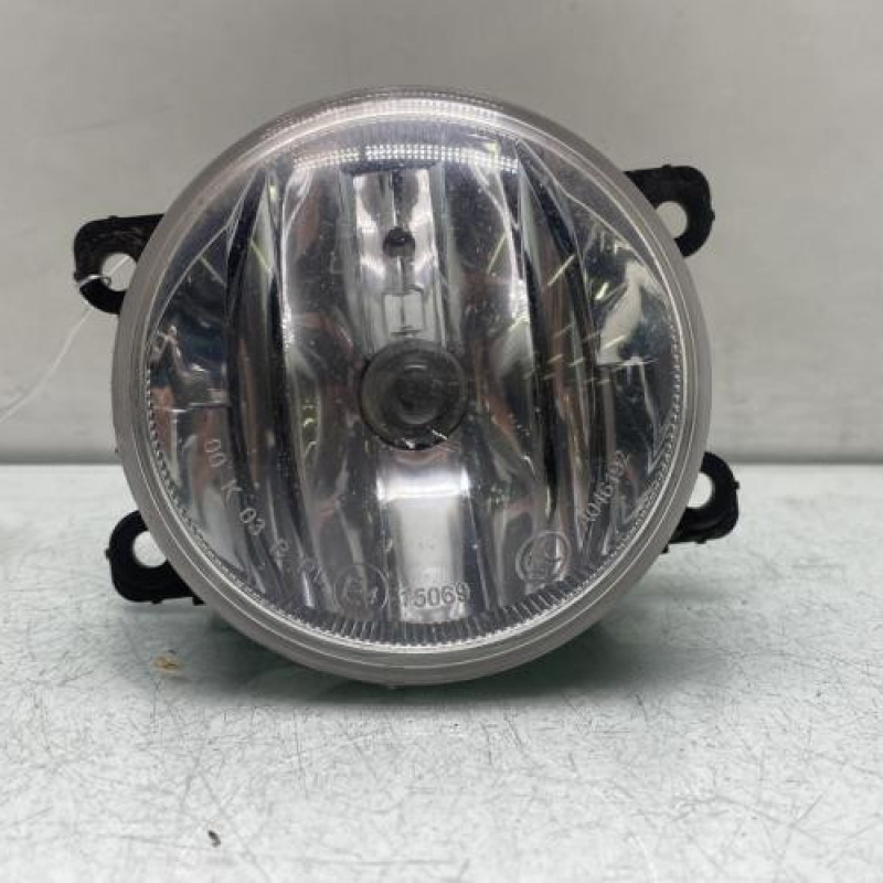 Anti brouillard droit (feux) PEUGEOT 2008 1 Photo n°1