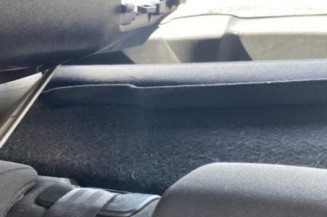 Pretensionneur de ceinture avant droit PEUGEOT 2008 1