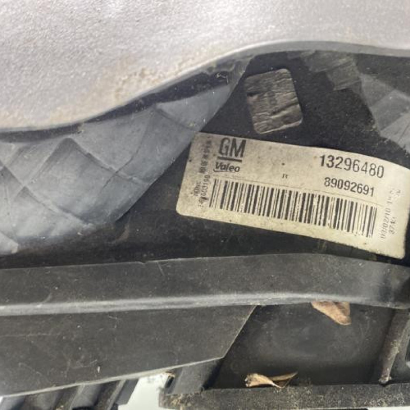 Feu arriere principal droit (feux) OPEL CORSA D Photo n°3