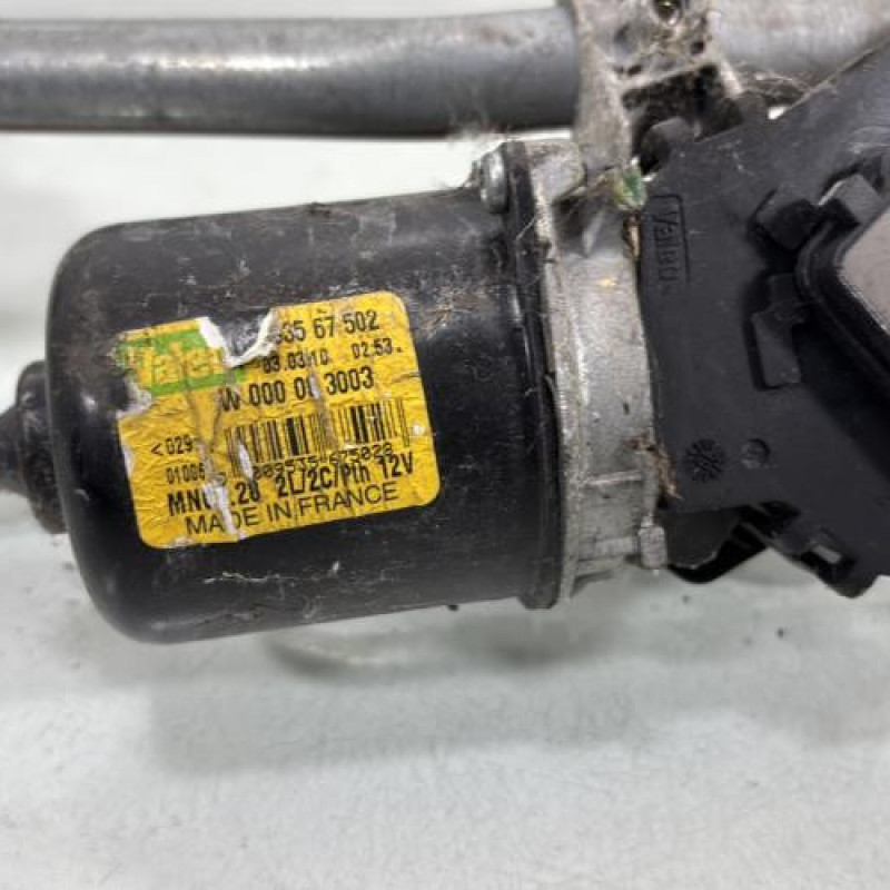 Moteur essuie glace avant RENAULT CLIO 3 Photo n°3