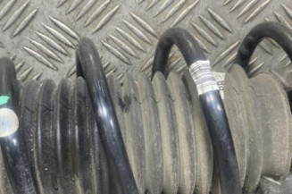 Amortisseur avant droit OPEL CORSA D