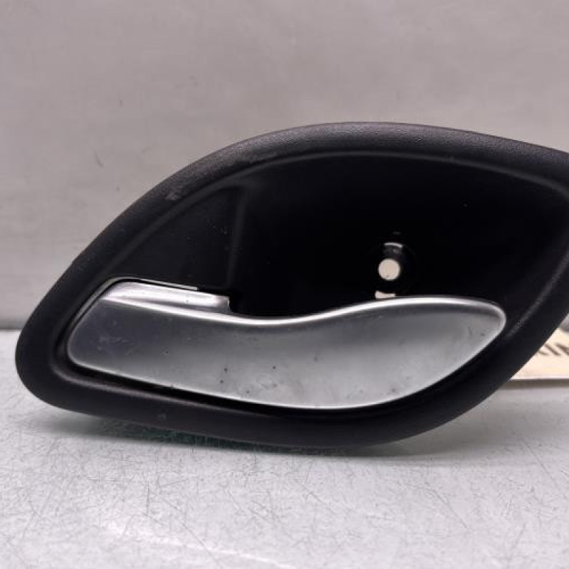 Poignee interieur avant gauche RENAULT LAGUNA 2 Photo n°1