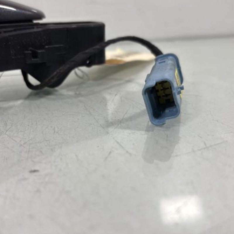 Poignee porte arriere droit PEUGEOT 508 1 Photo n°3