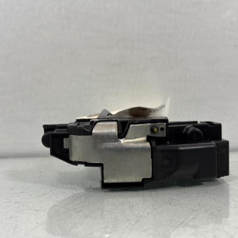 Serrure de coffre PEUGEOT 508 1 Photo n°2