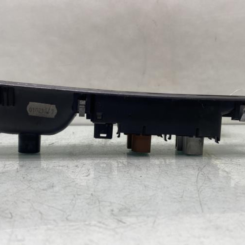 Interrupteur de leve vitre avant gauche RENAULT ESPACE 4 Photo n°2