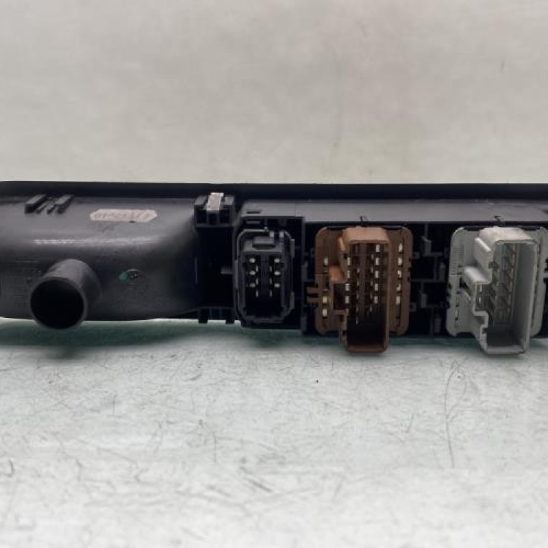 Interrupteur de leve vitre avant gauche RENAULT ESPACE 4 Photo n°3