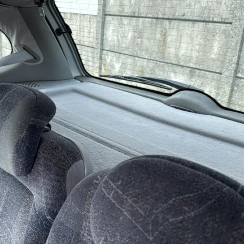 Anti brouillard droit (feux) RENAULT SCENIC 1 Photo n°17