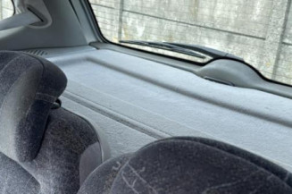 Pompe à carburant RENAULT SCENIC 1