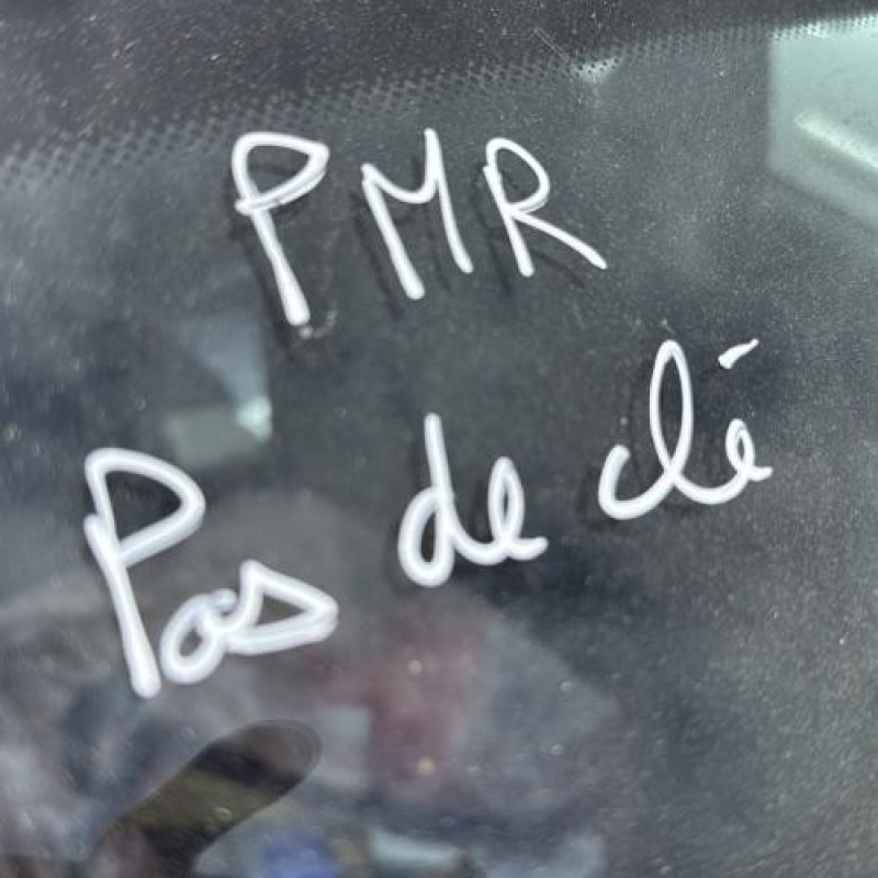 Poignee porte arriere droit FORD FIESTA 4 Photo n°12