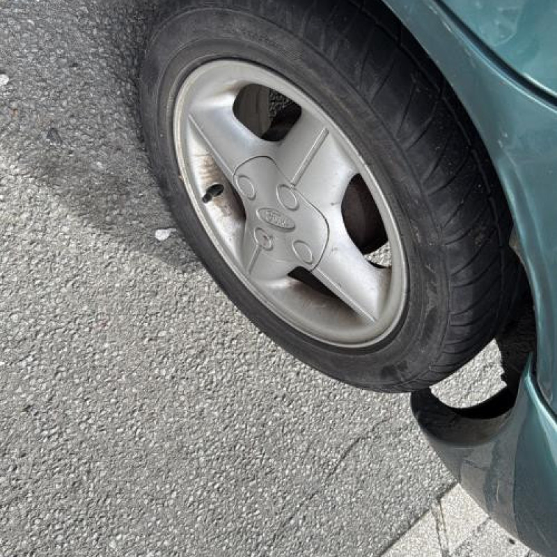 Poignee porte arriere droit FORD FIESTA 4 Photo n°15