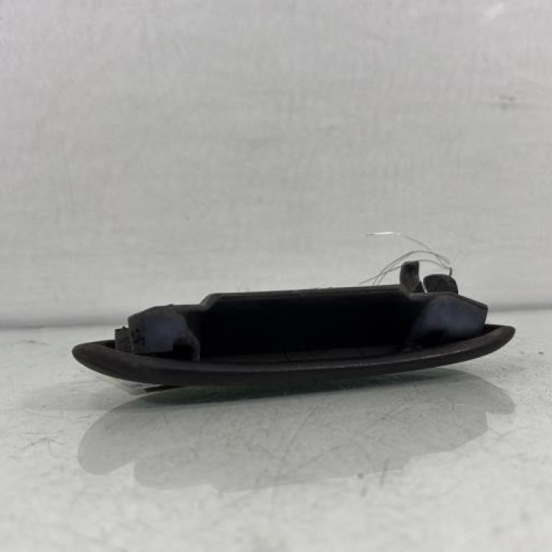 Poignee porte arriere gauche FORD FIESTA 4 Photo n°1