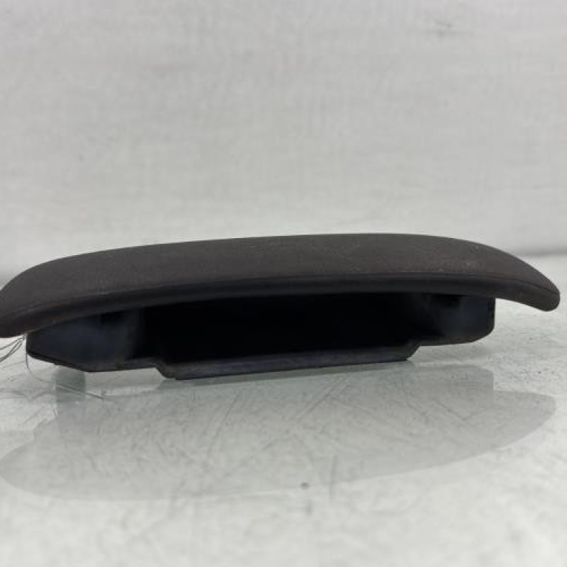 Poignee porte arriere gauche FORD FIESTA 4 Photo n°2