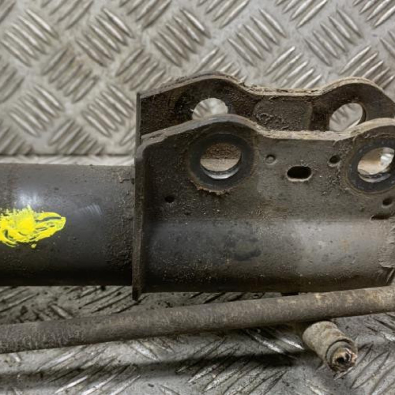 Amortisseur avant gauche TOYOTA YARIS 2 Photo n°5