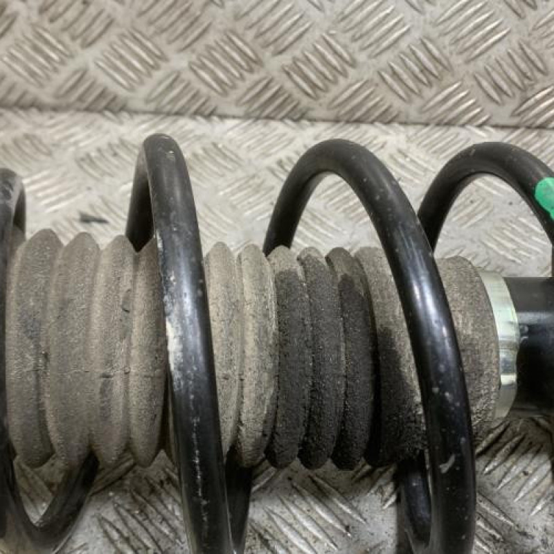 Amortisseur avant gauche TOYOTA YARIS 2 Photo n°6