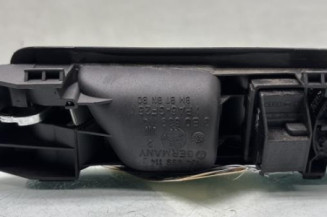 Poignee interieur arriere droit VOLKSWAGEN PASSAT 4